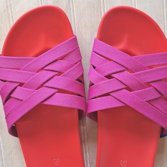 Rothy’s Crossover Woven Cherry Red Vibrant Colorful Comfort Knit Slide Sandals - Picture 2 of 10